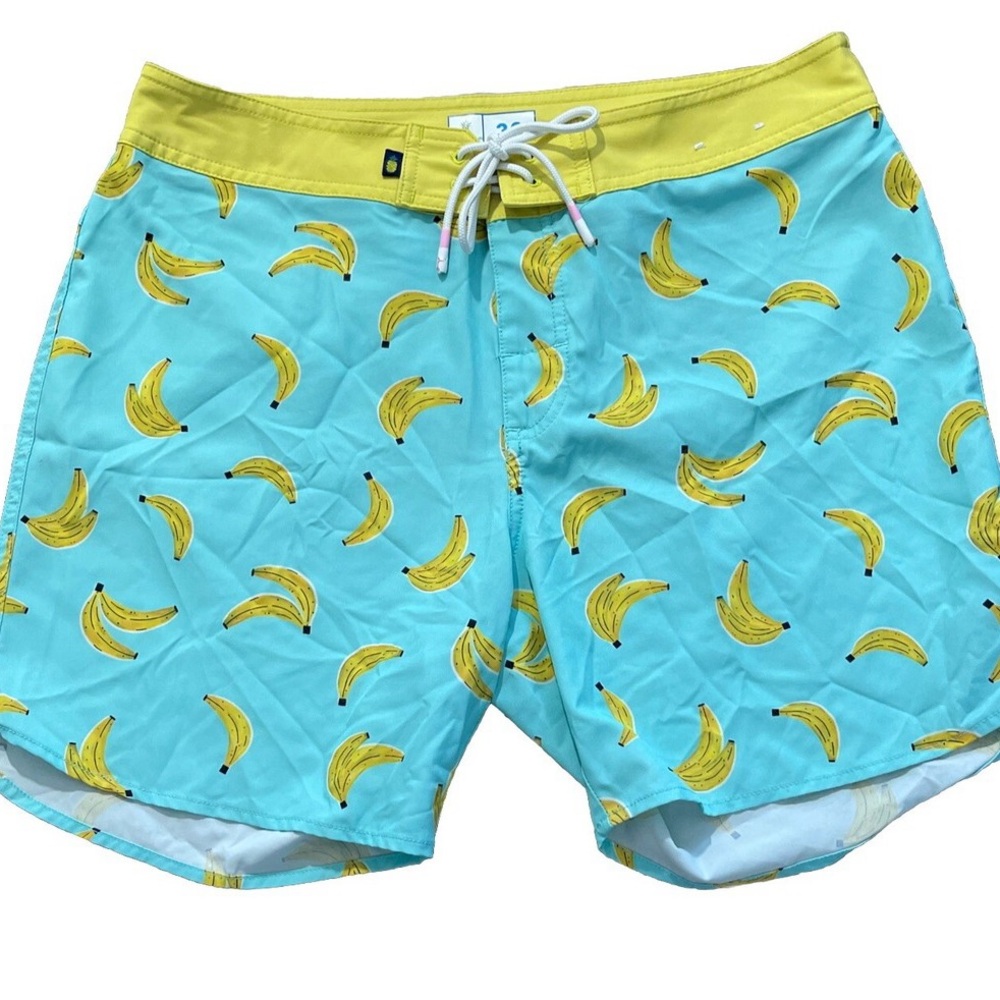 Chubbies Men's Banana Print Swim Shorts - Yellow and Blue - Picture 8 of 9